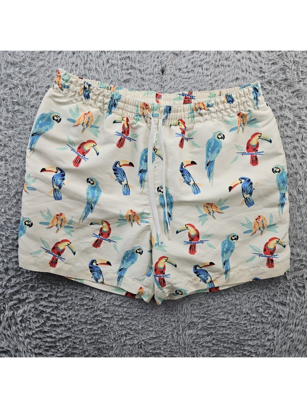 Chubbies Swim Shorts Trunks Large Parrots Birds Macaw Lined 5.5" Inseam